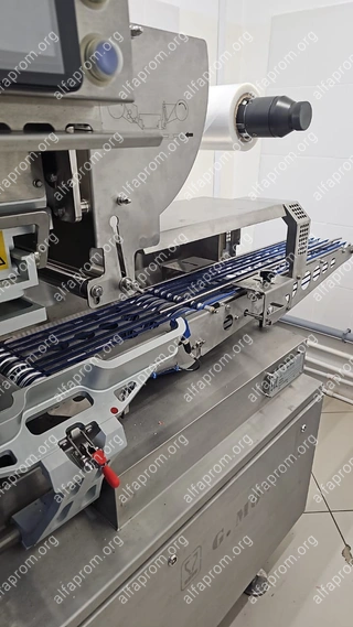 Компактный запайщик лотков G.Mondini Cignо с технологией вакуум/газ (Б/У)